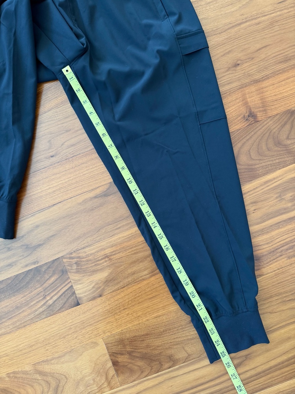 NWT CALIA Journey True Light Cargo Pocket Joggers Pants Size M True Black - Picture 7 of 14